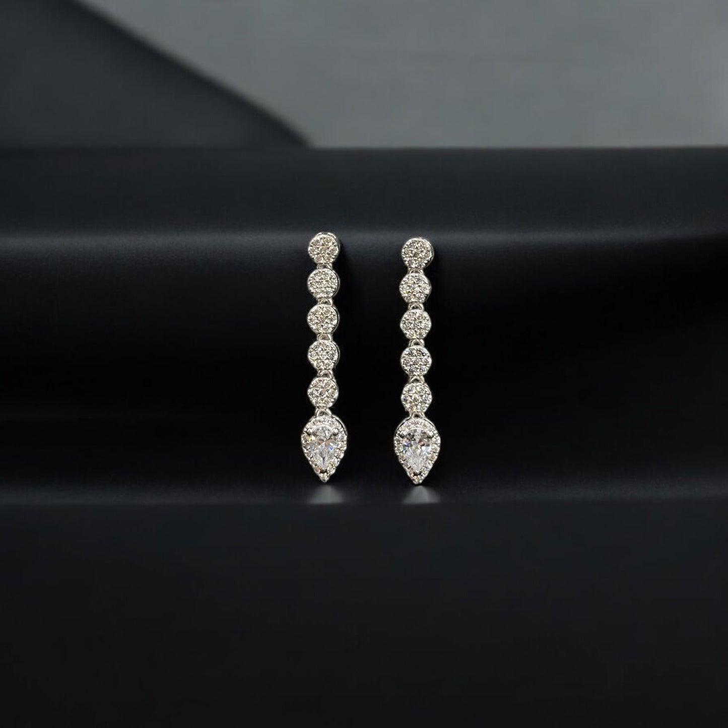 حلق فضة إيطالي مميز عيار 926