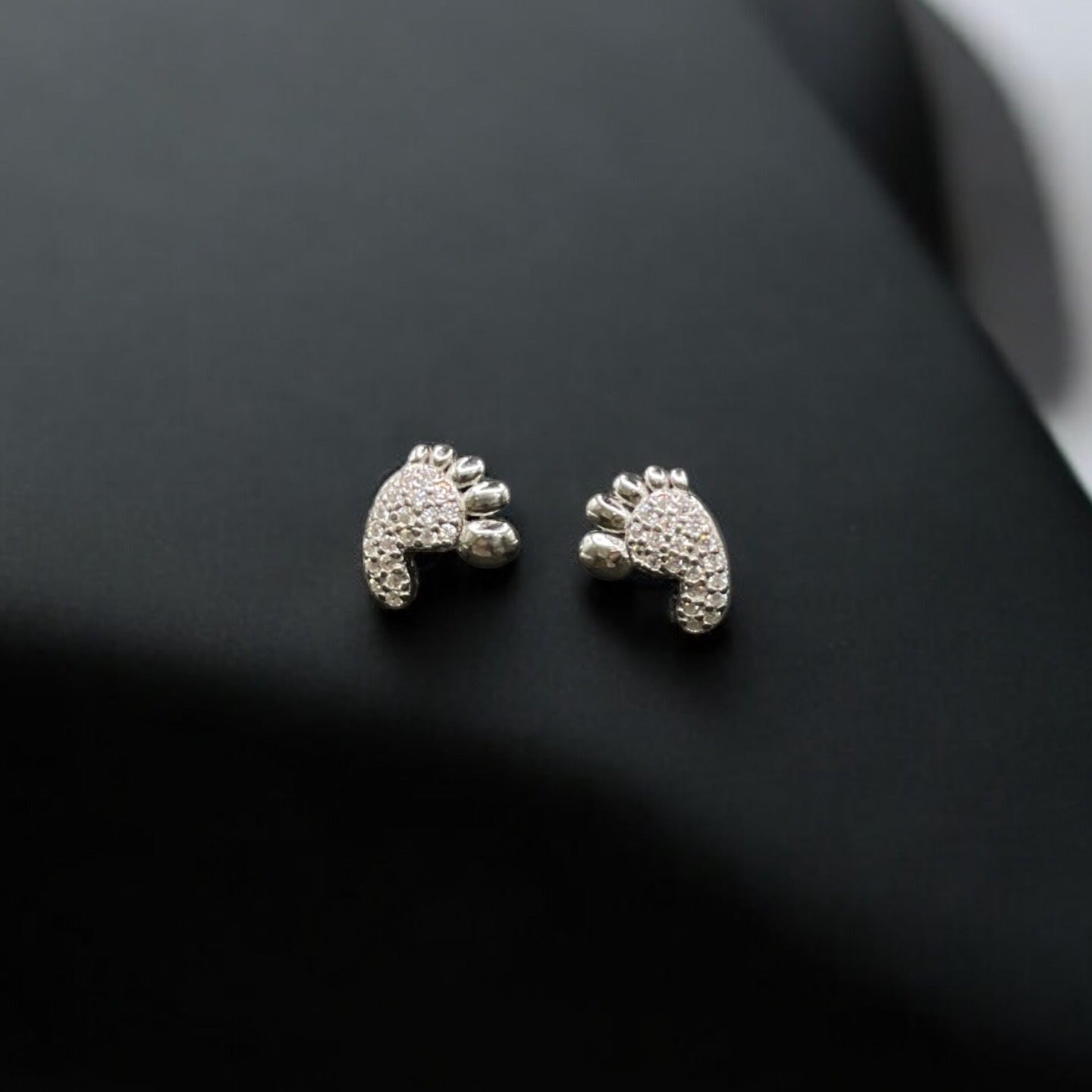 حلق فضة إيطالي مميز عيار 926