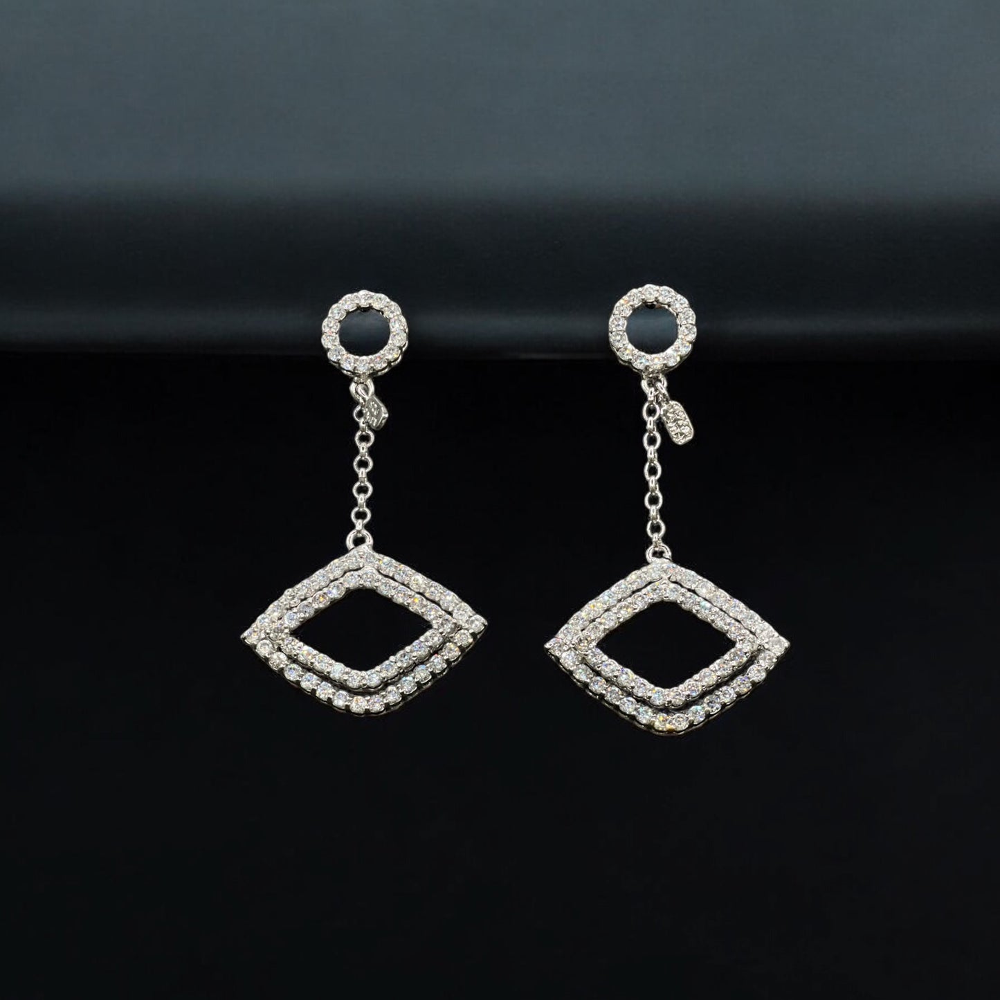 حلق فضة إيطالي مميز عيار 926