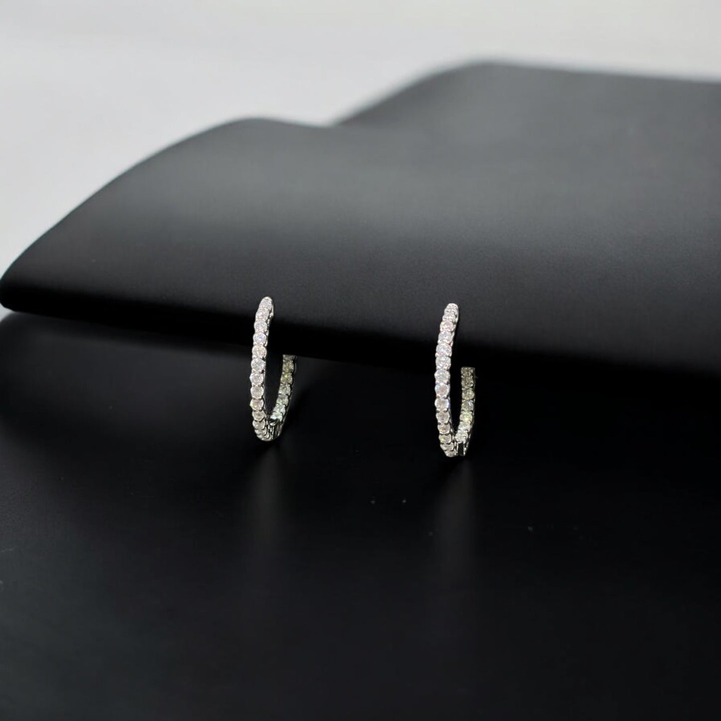 حلق فضة إيطالي مميز عيار 926