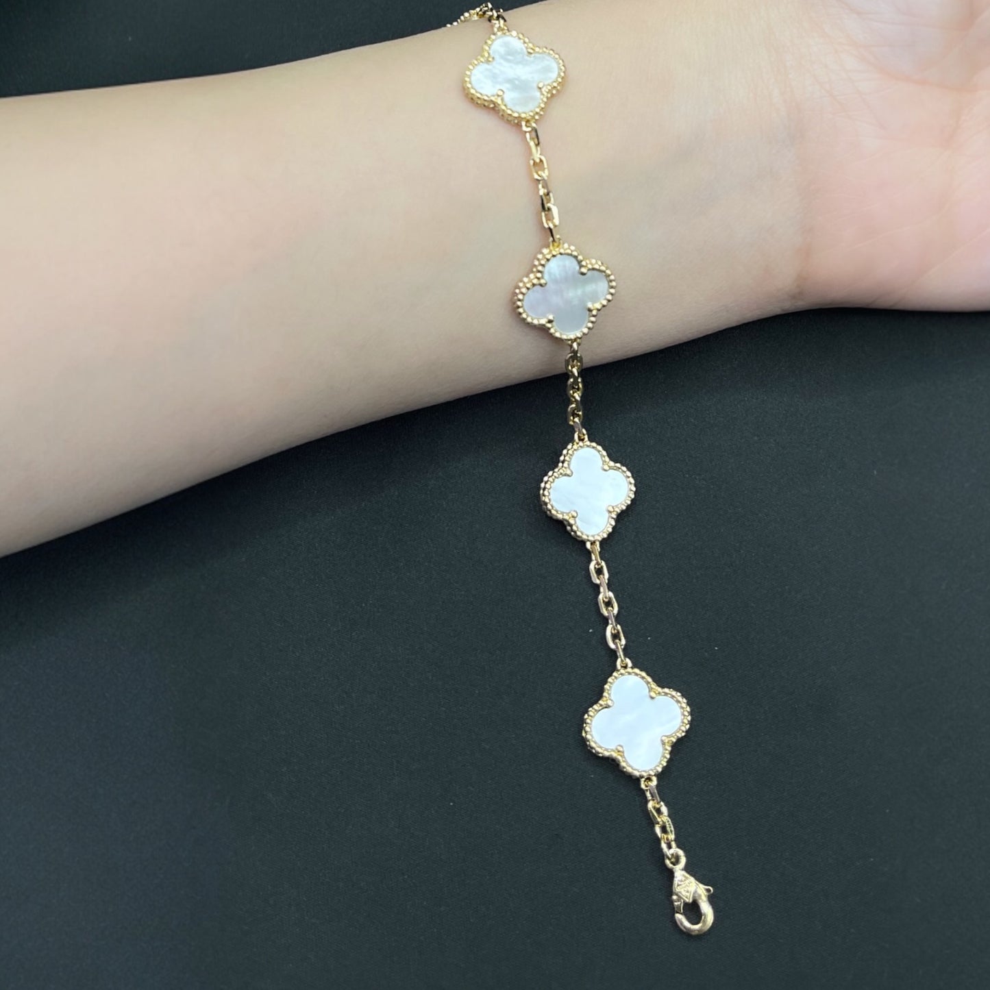 إسوار فضة نسائي 925